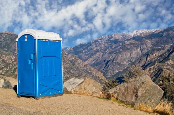 Best Porta potty delivery and setup  in Carrollton, IL